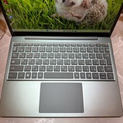 【極美品 2022年式】 Microsoft Surface Laptop Go 2 / 第11世代 Core i5 / メモリ 8GB / SSD 128GB
