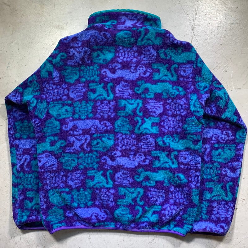 90's patagonia パタゴニア スナップT フリースプルオーバー 25200 F2 CREATURES クリーチャーズ 総柄 1992年  パープル Mサイズ USA製 希少 ヴィンテージ BA-1400 RM1769H | agito vintage powered by BASE