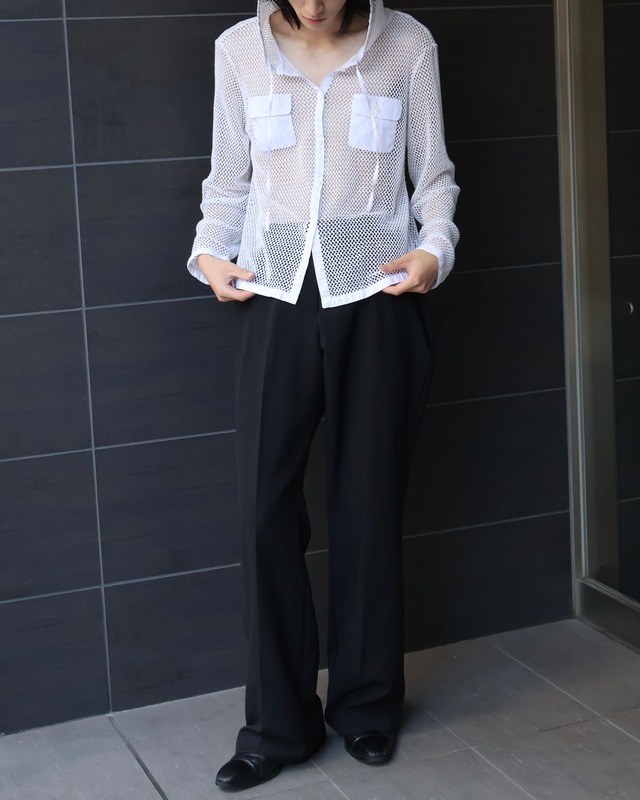 Front pocket mesh hoodie