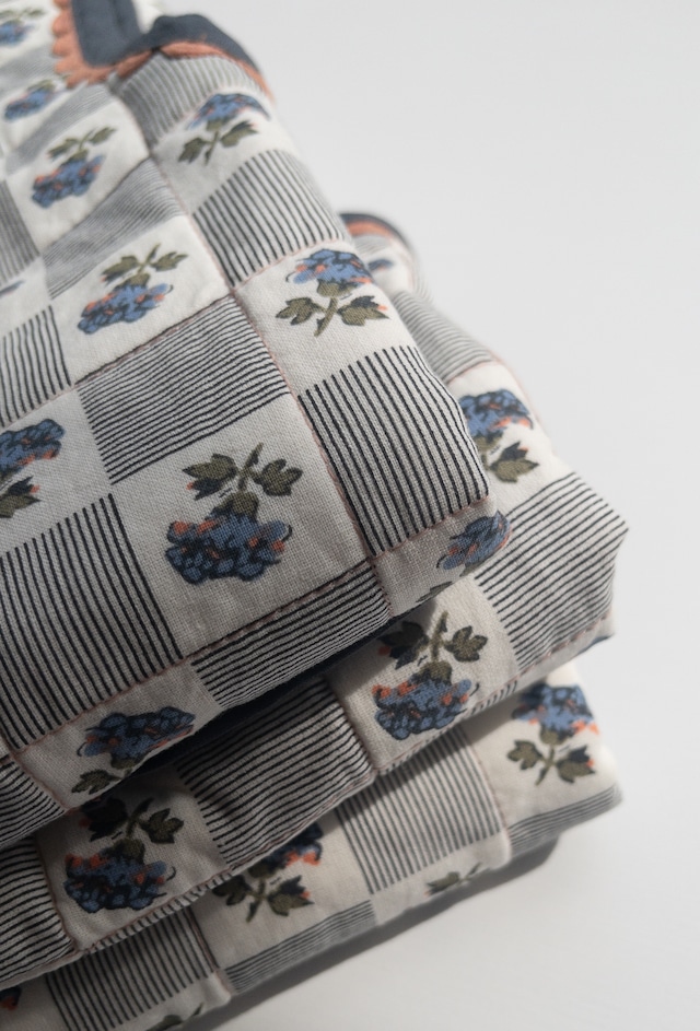 《即納》Little Cotton Clothes / Quilted Hanna dress Papier Floral