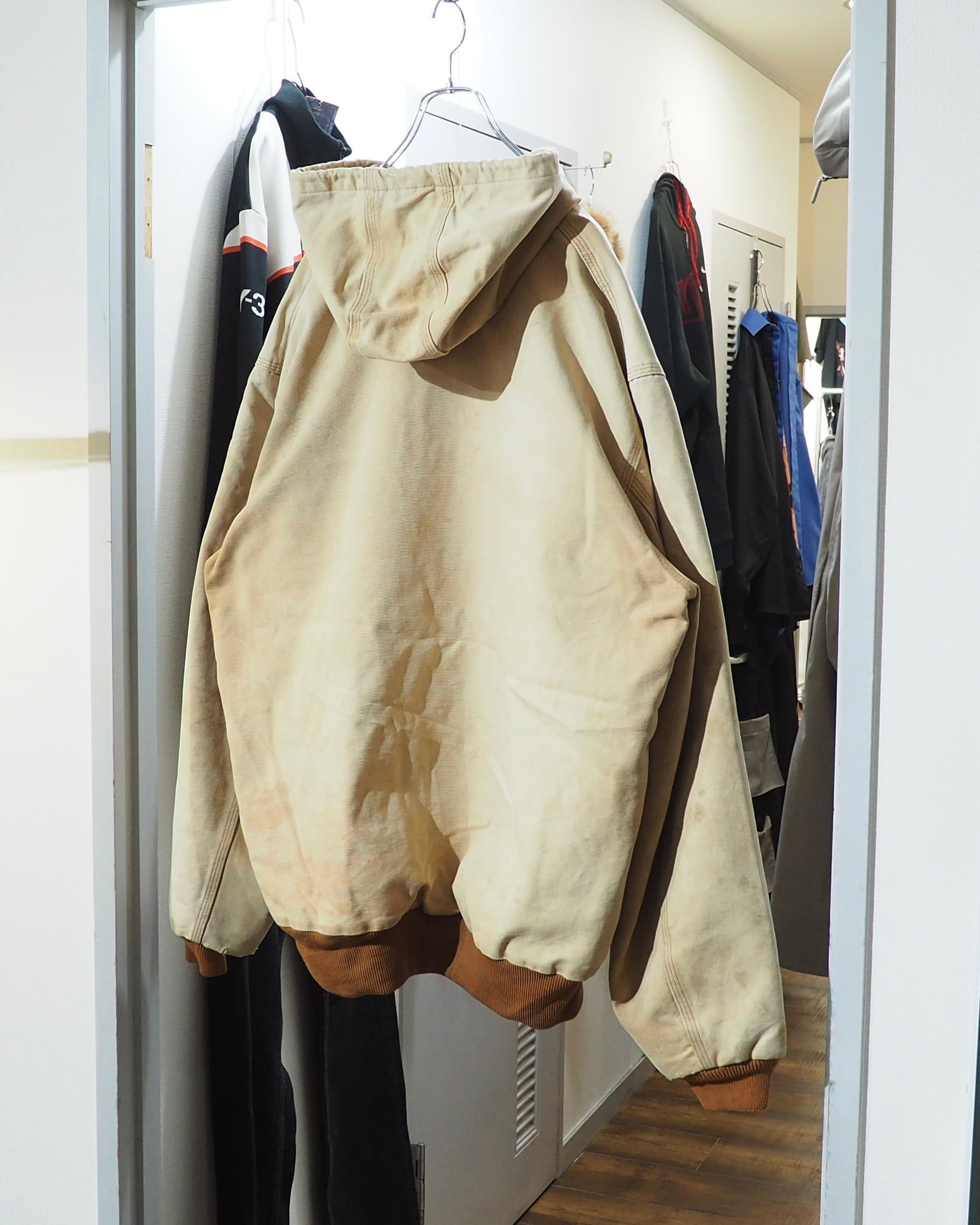 " Carhartt - 襤褸 " Beautiful Fade × Special Aging vintage Active jacket