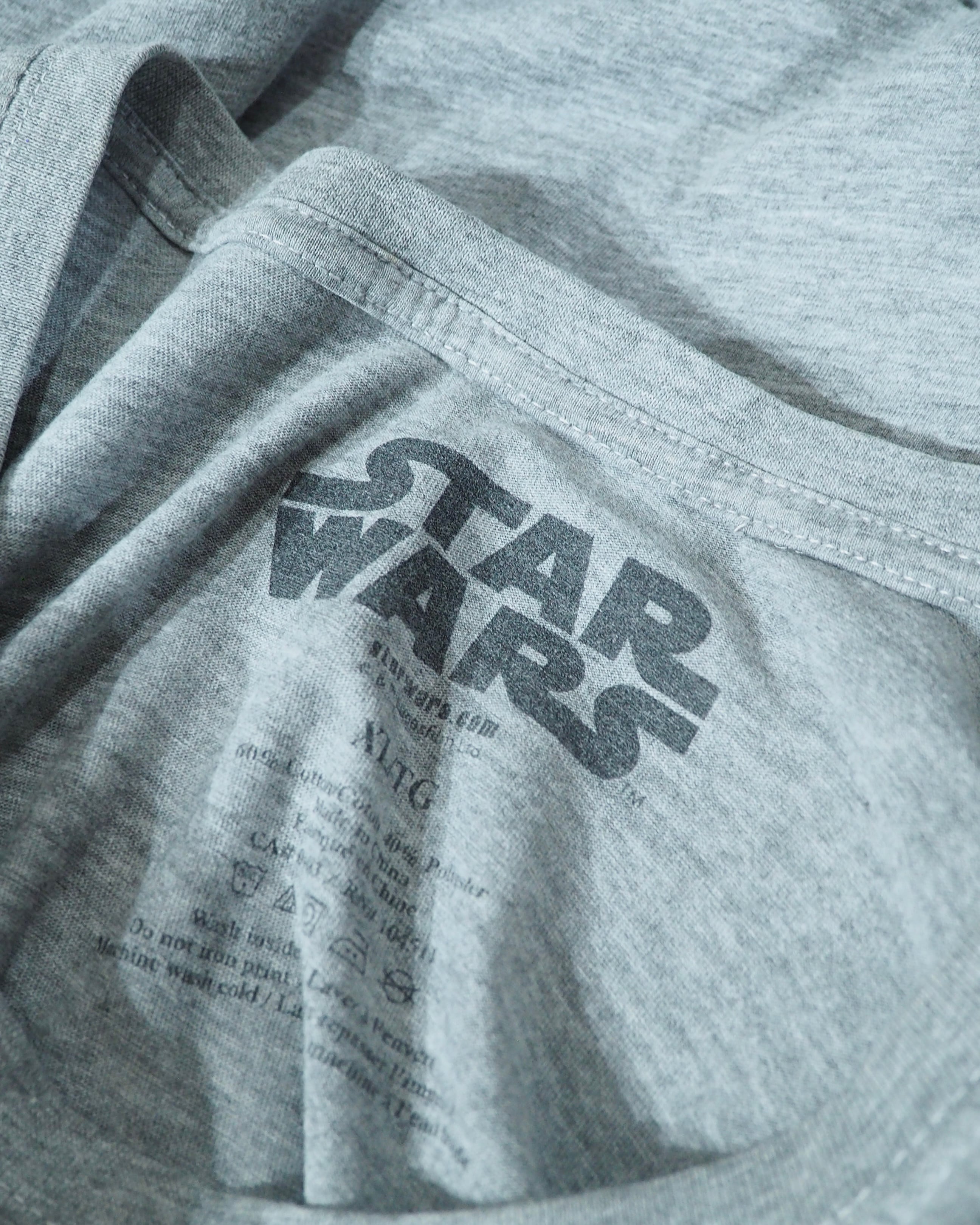 " STARWARS - Stormtrooper " Cracks Graphic printed SS Tee