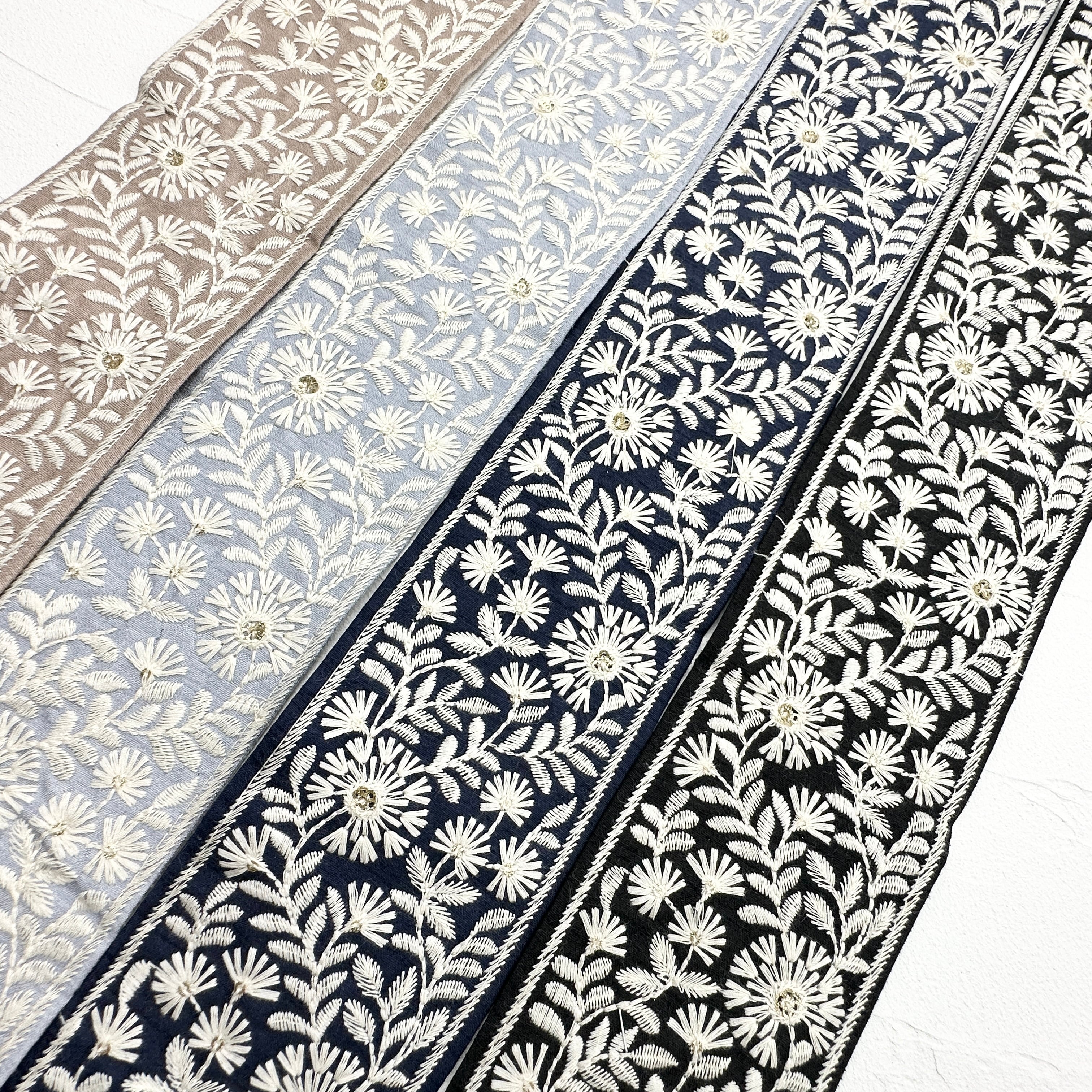 刺繍リボン インド刺繍リボン [ネイビー] 1161 | インド刺繍リボン専門店Rino Ribbon