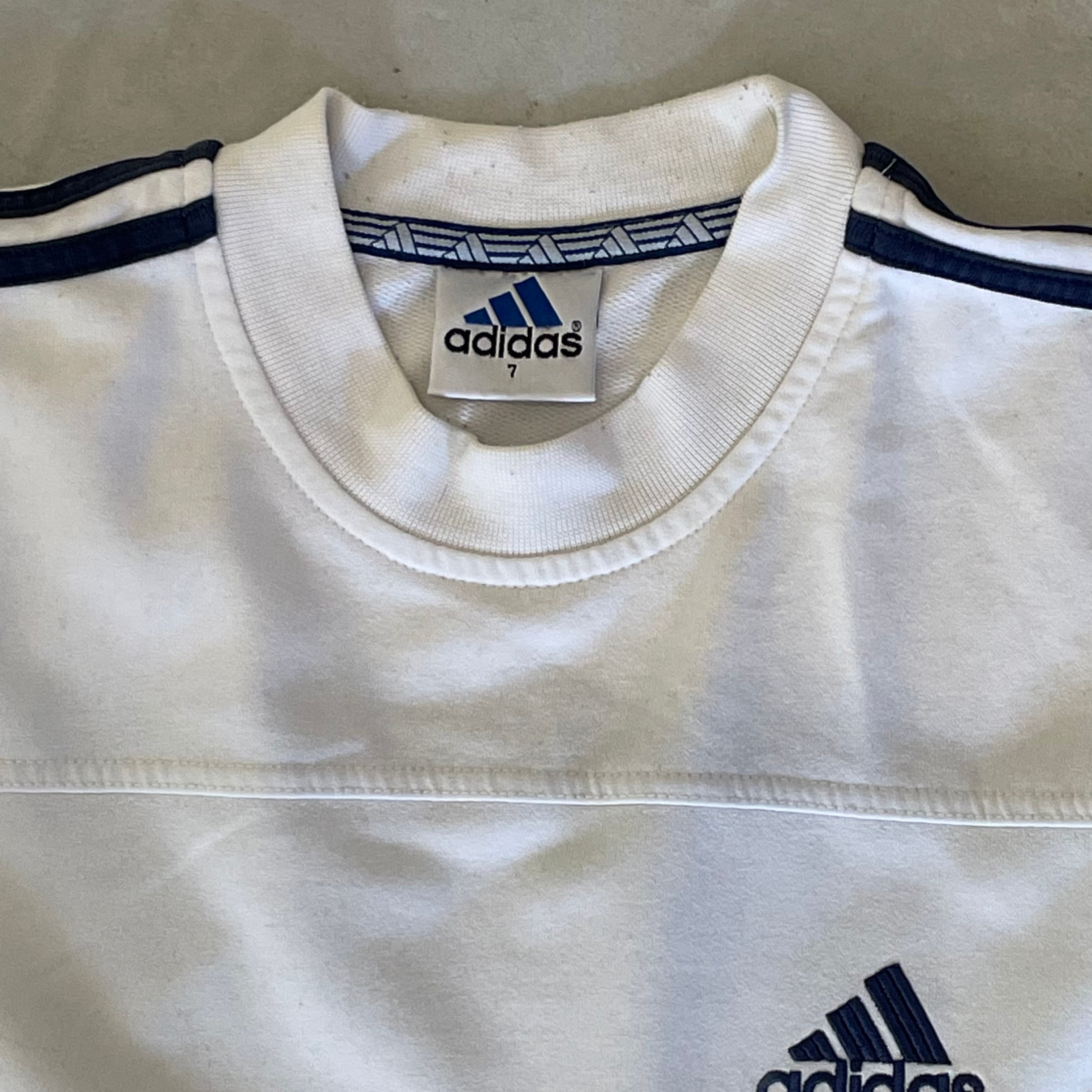 adidas アディダス ワンポイントロゴ 刺繍 スウェット adidas アディダス ワンポイントロゴ 刺繍 スウェット