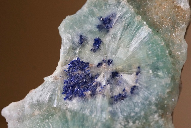 ブルーアラゴナイト / アズライト　Aragonite with Azurite ④