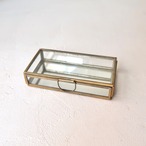 ガラスと真鍮のアクセサリーボックス