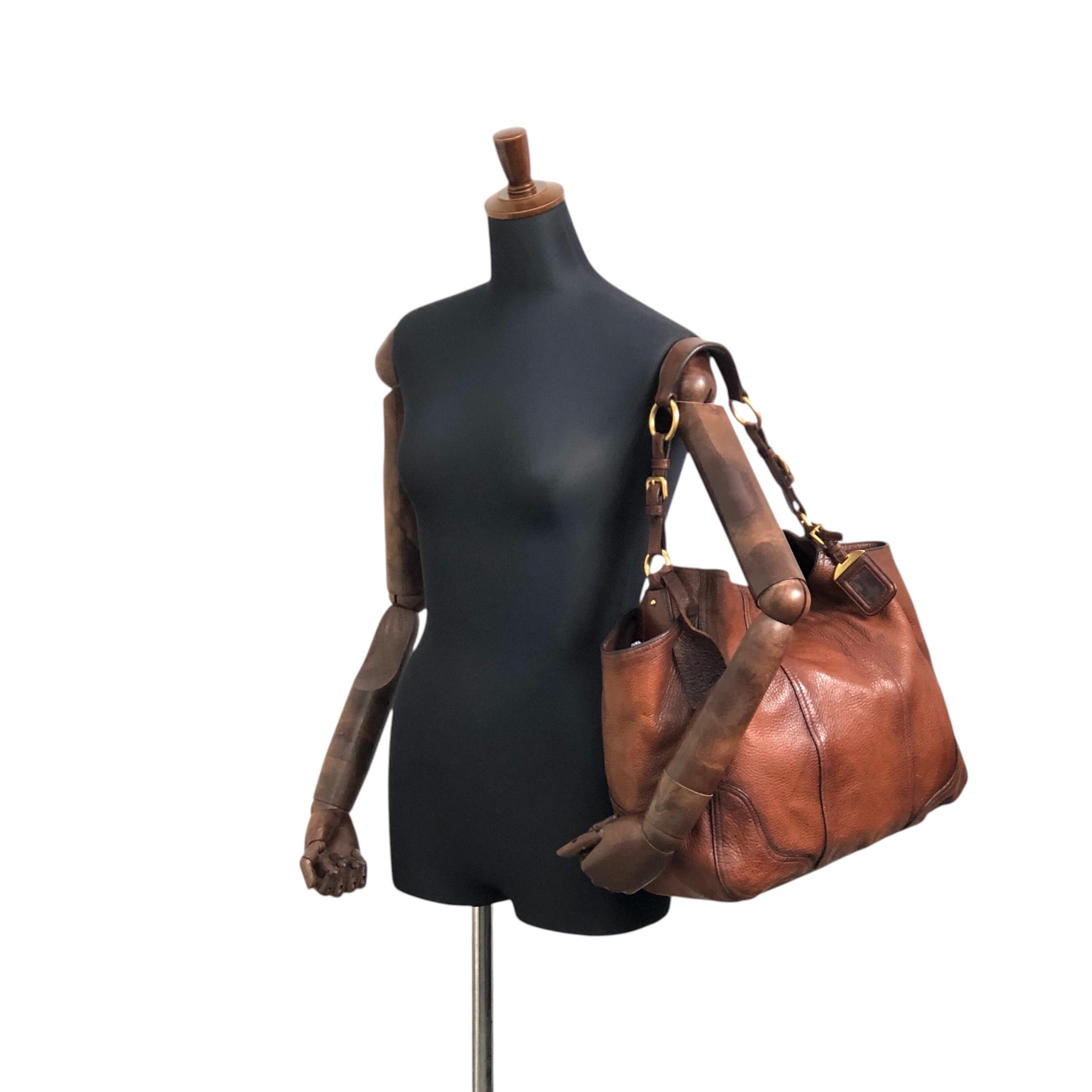 PRADA プラダ ショルダーバッグ ブラウン ロゴ レザー ワンショルダー