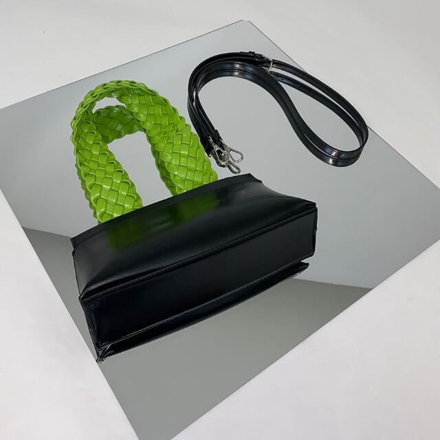 予約販売】ショルダーバッグ 2WAY レザー メンズ シンプル グリーン