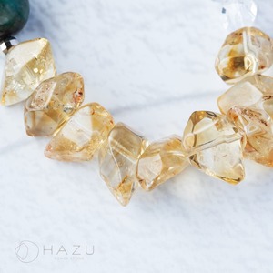 自然と富を呼ぶ大粒の光［クリソコラ／シトリン／水晶］