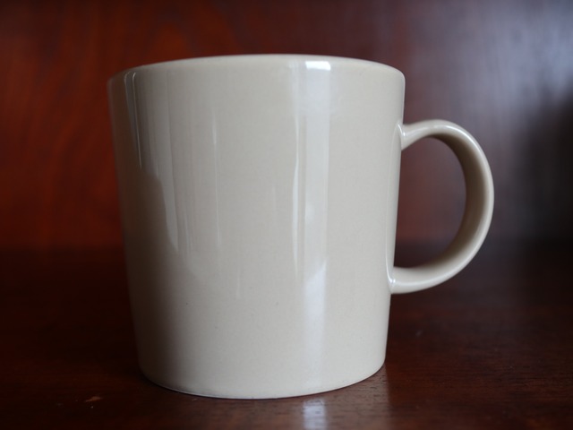 ARABIA/iittala   TEEMA（ティーマ ） マグカップ　サンド（ベージュ）