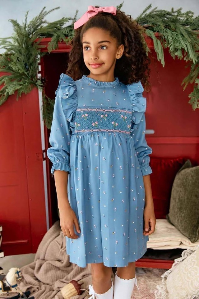 【Pomme cannelle×オリジナルオーダー 】⭐残りわずか⭐The hand smocked Floral Ribbon  dress