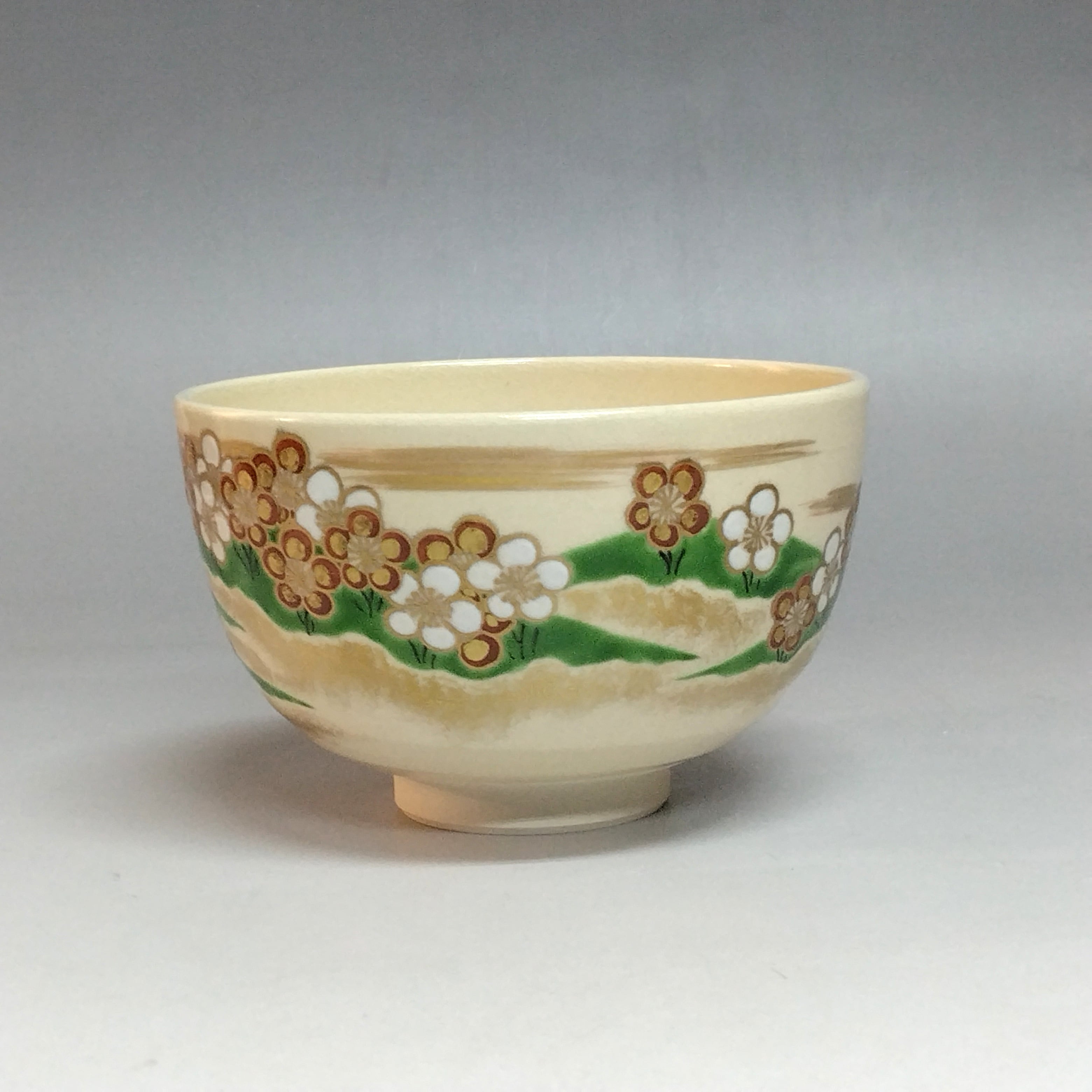近・現代作家 平安 華山( Kazan/ Kyoto) 色絵 梅丘文 茶碗 共箱 