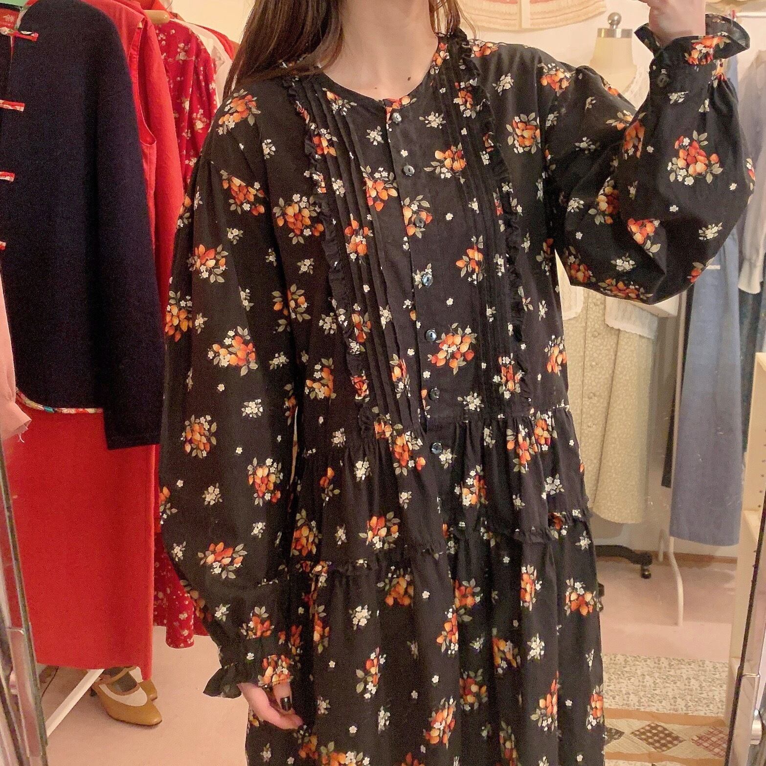 strawberry frill ribbon black one-piece