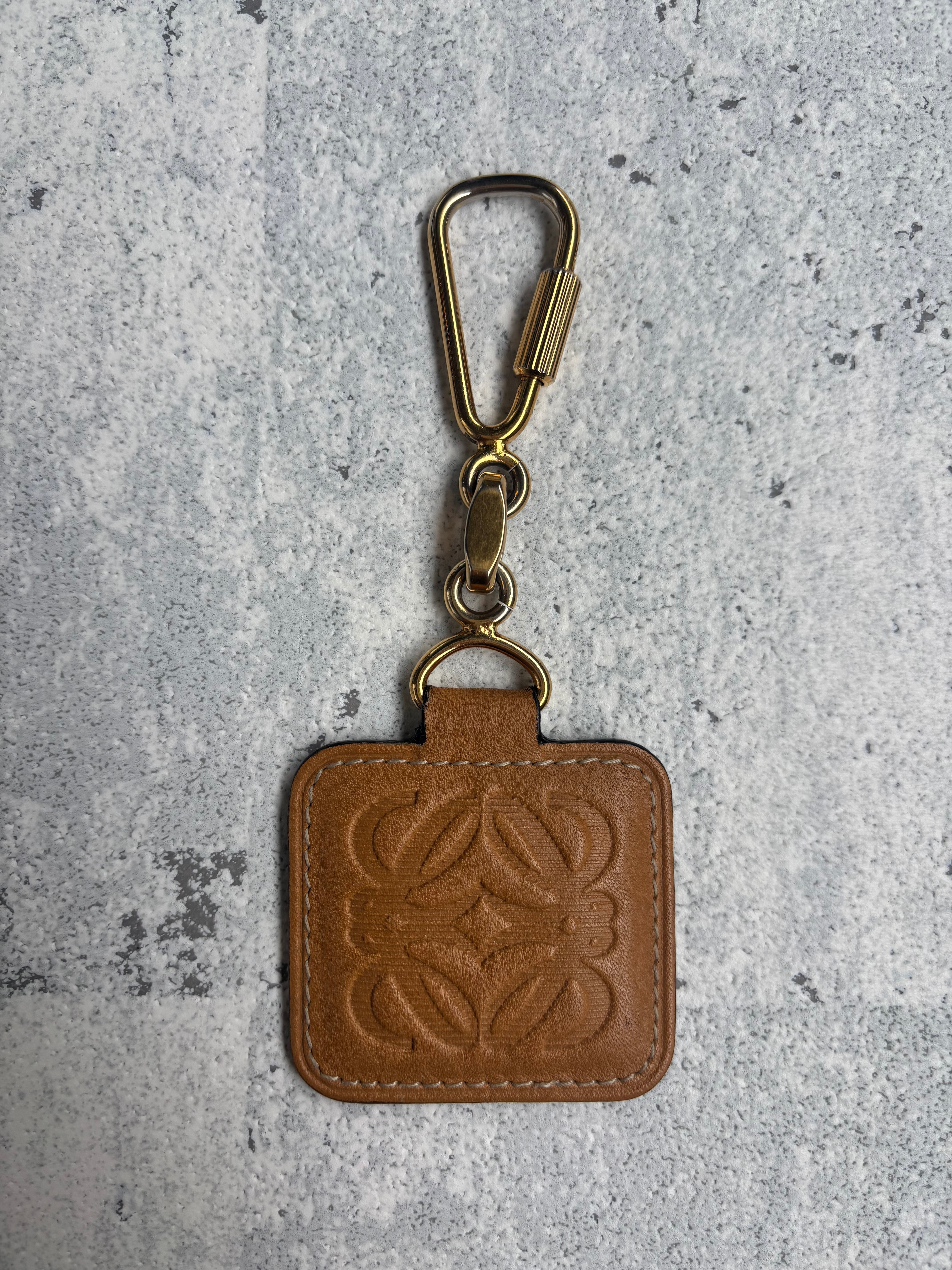 LOEWE | Petit luxe Vintage