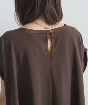 32884 サテン部分使いアシメチュニックTシャツ brown