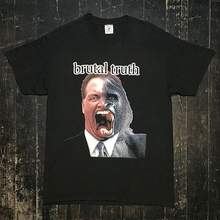 本格派ま！ Brutal Truth Tシャツ
