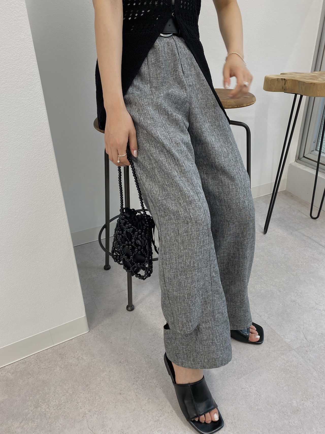 hem slit melange tuck pants