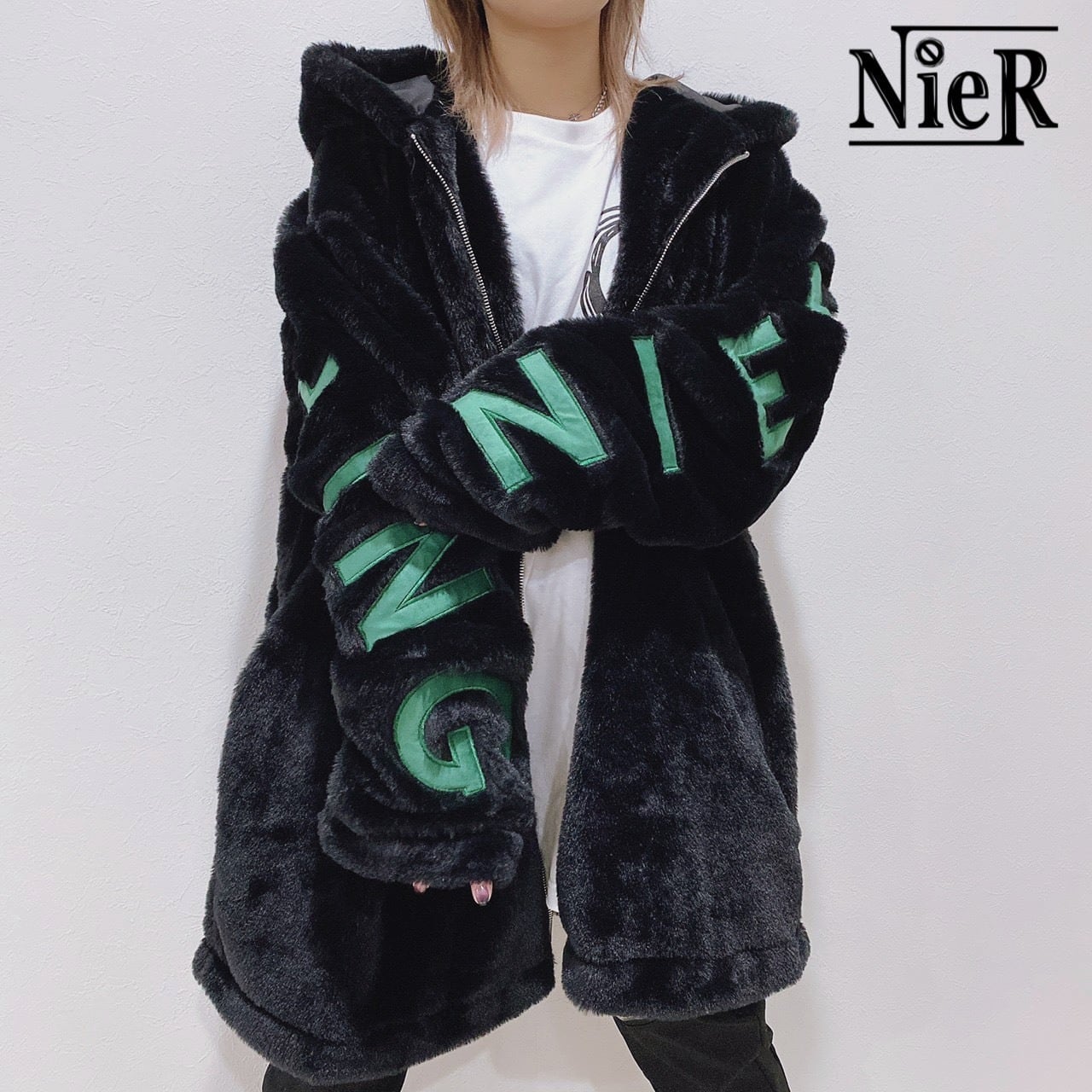 NieR 超ふわもこ ZIP OUTER【猫耳付き】