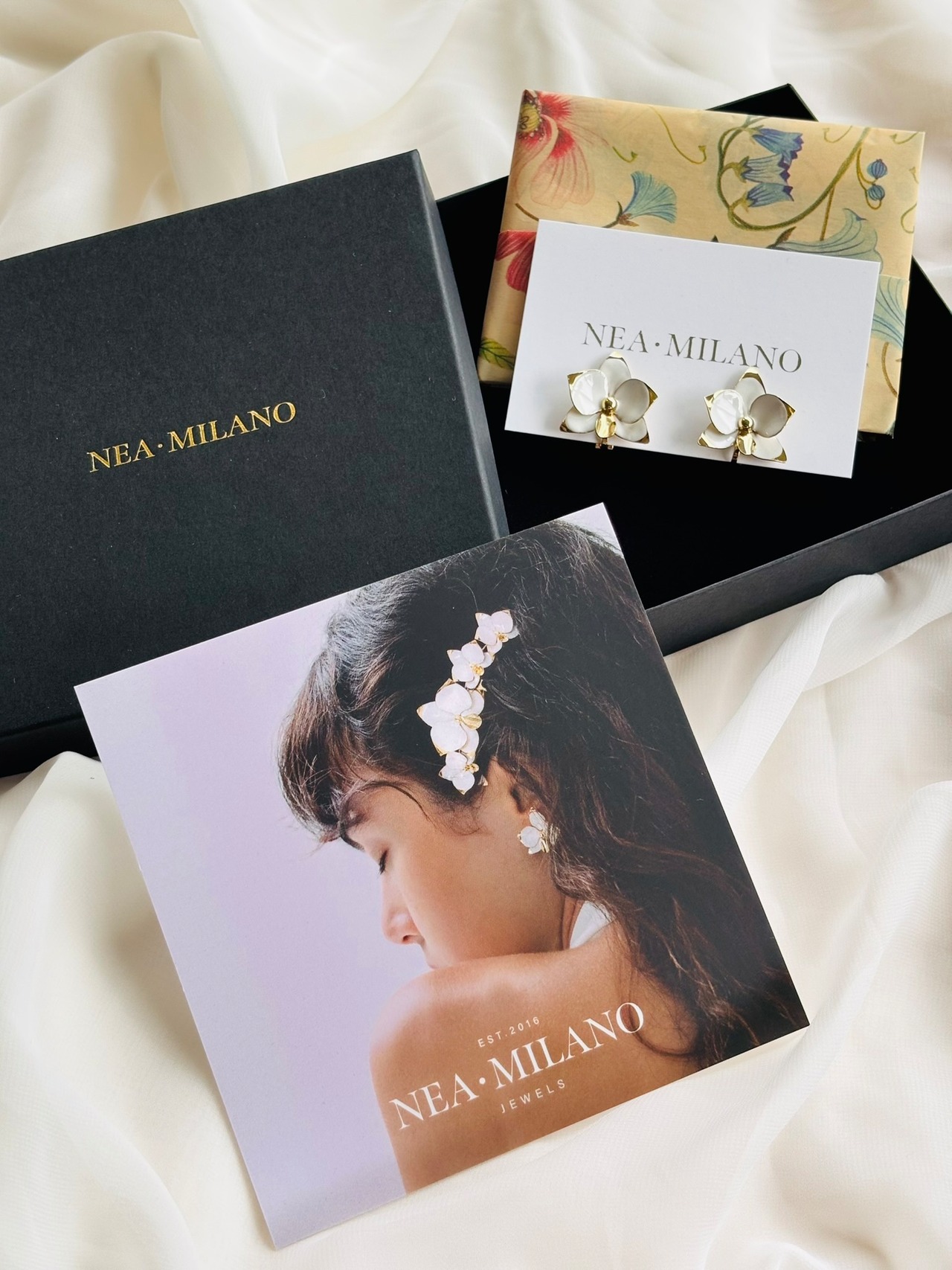 NEA・MILANO | Cataleya - Studs Earrings | イヤリング