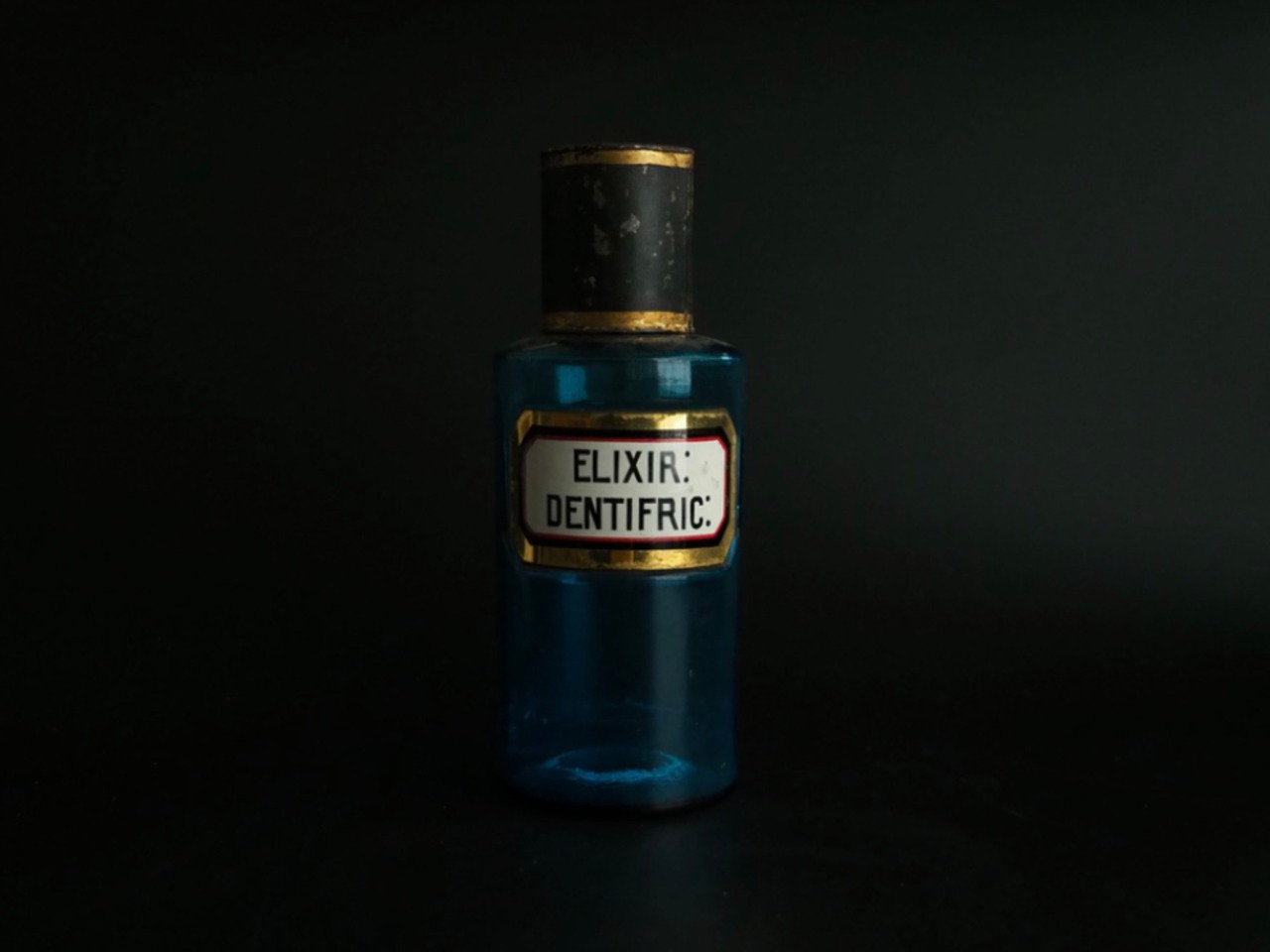 薬瓶　ELIXIR:  DENTIFRIC: