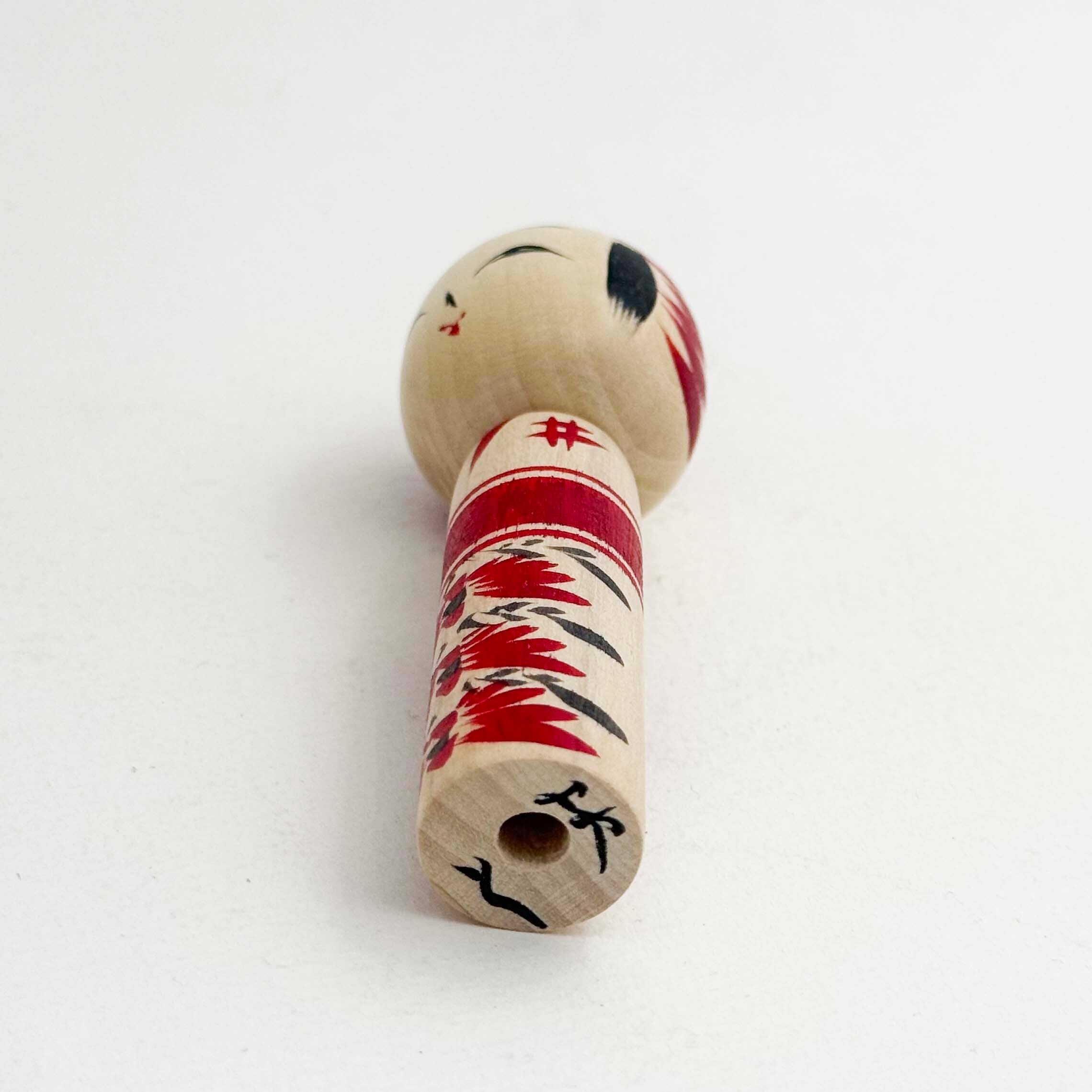 遠刈田系 / 小山芳美工人（重ね菊）