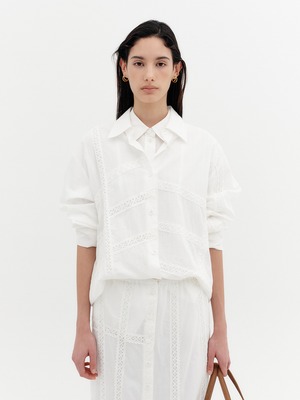 [EENK][WOMEN] Lace Detail Panel Shirt (White) 正規品 韓国ブランド 韓国通販 韓国代行 韓国ファッション インク 日本 店舗