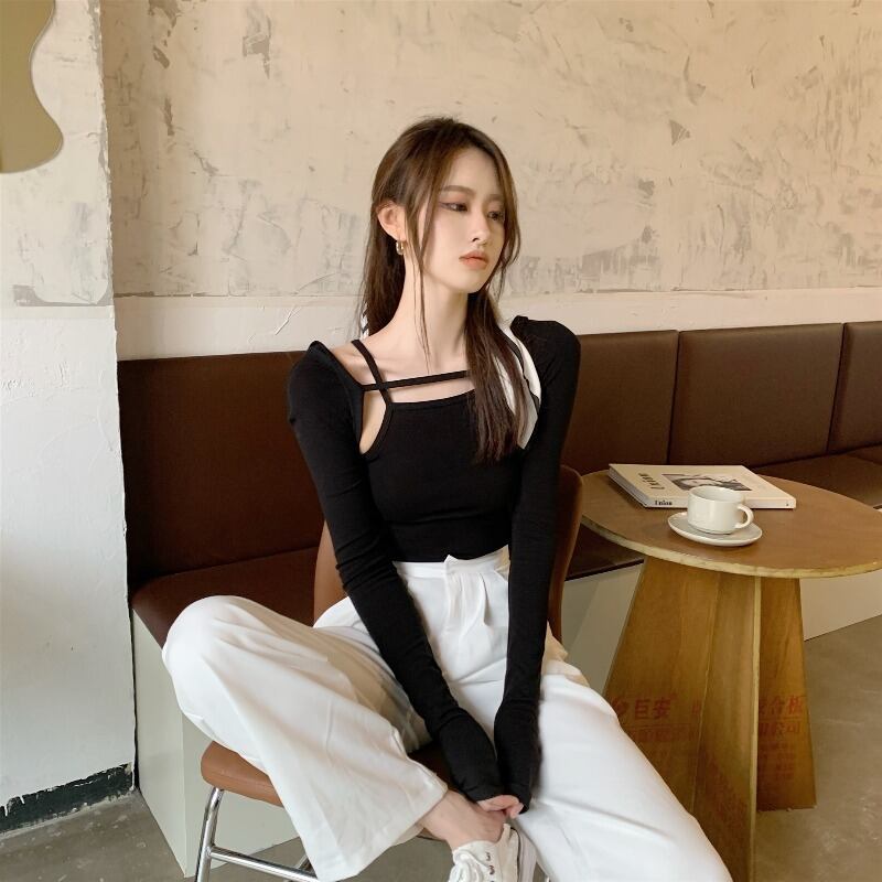 偽のツーピース長袖黒ニットセーターボトミングシャツ女性の2020年秋新しいタイトフィットショートプルオーバートップ ブラックストロベリース63923561580