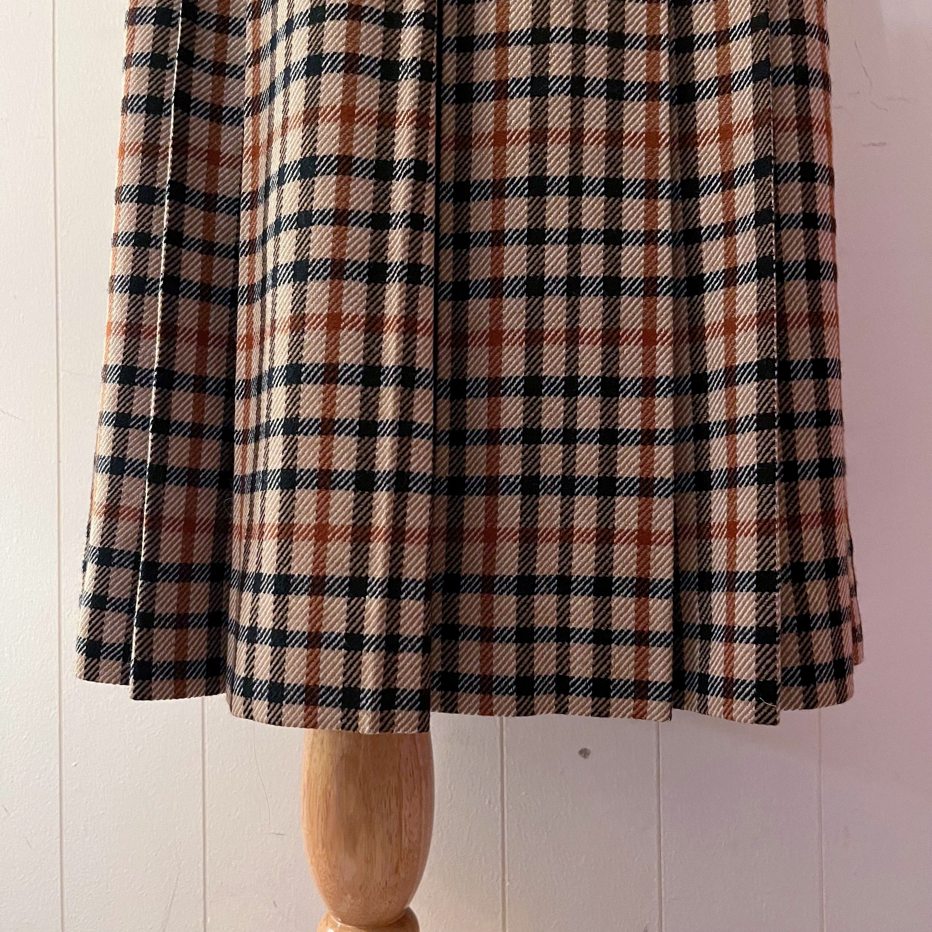 beige check tuck skirt
