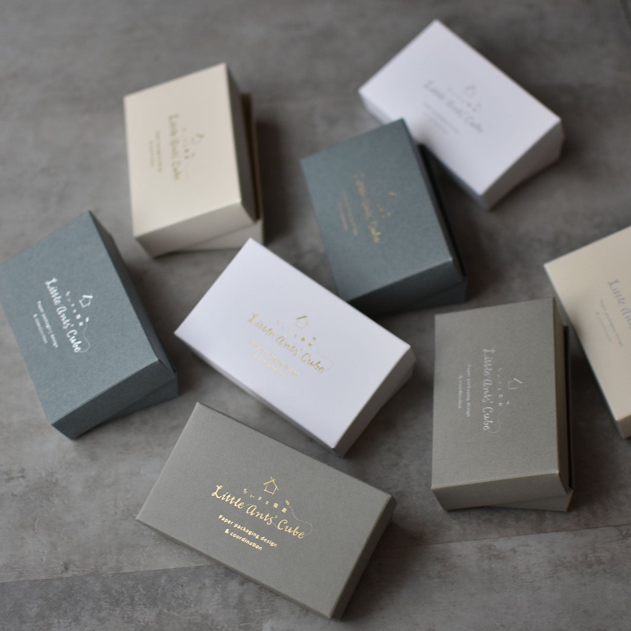 【正方形】アクセサリー梱包・ギフト箱の格上げに★やや光沢のショップシール／名入れ 名入れ箔押し】ジュエリーギフトボックス S オリジナル 50個 82×55