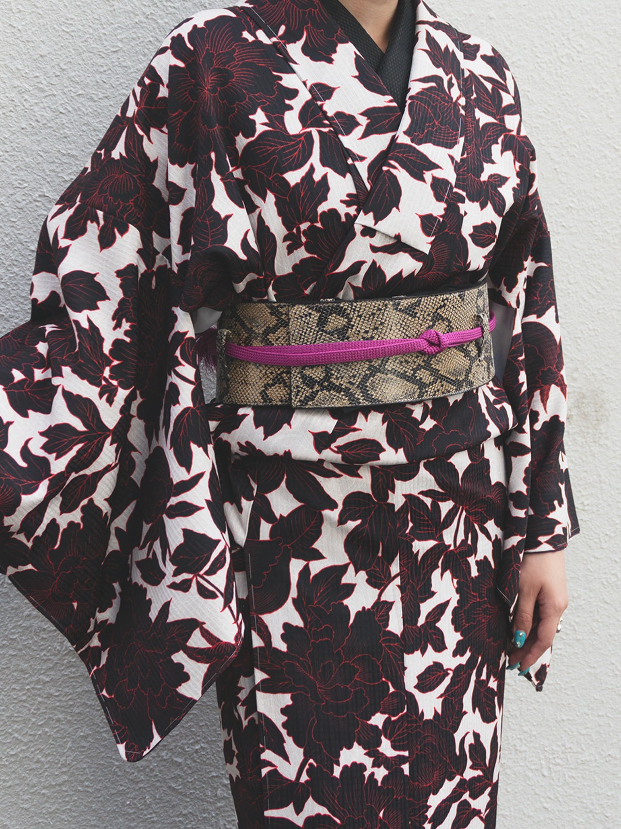 【受注商品】Rumi Rockきもの「黒牡丹」 赤黒　[A590]