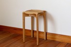 【脚カットサービス】うずまき状の座面がアクセント。スタッキングスツール。　ナラ無垢材/北海道産/スツール/脚カット