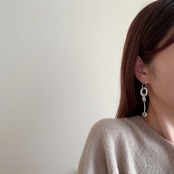 ダルメシアン × シルバー アシンメトリーピアス / イヤリング