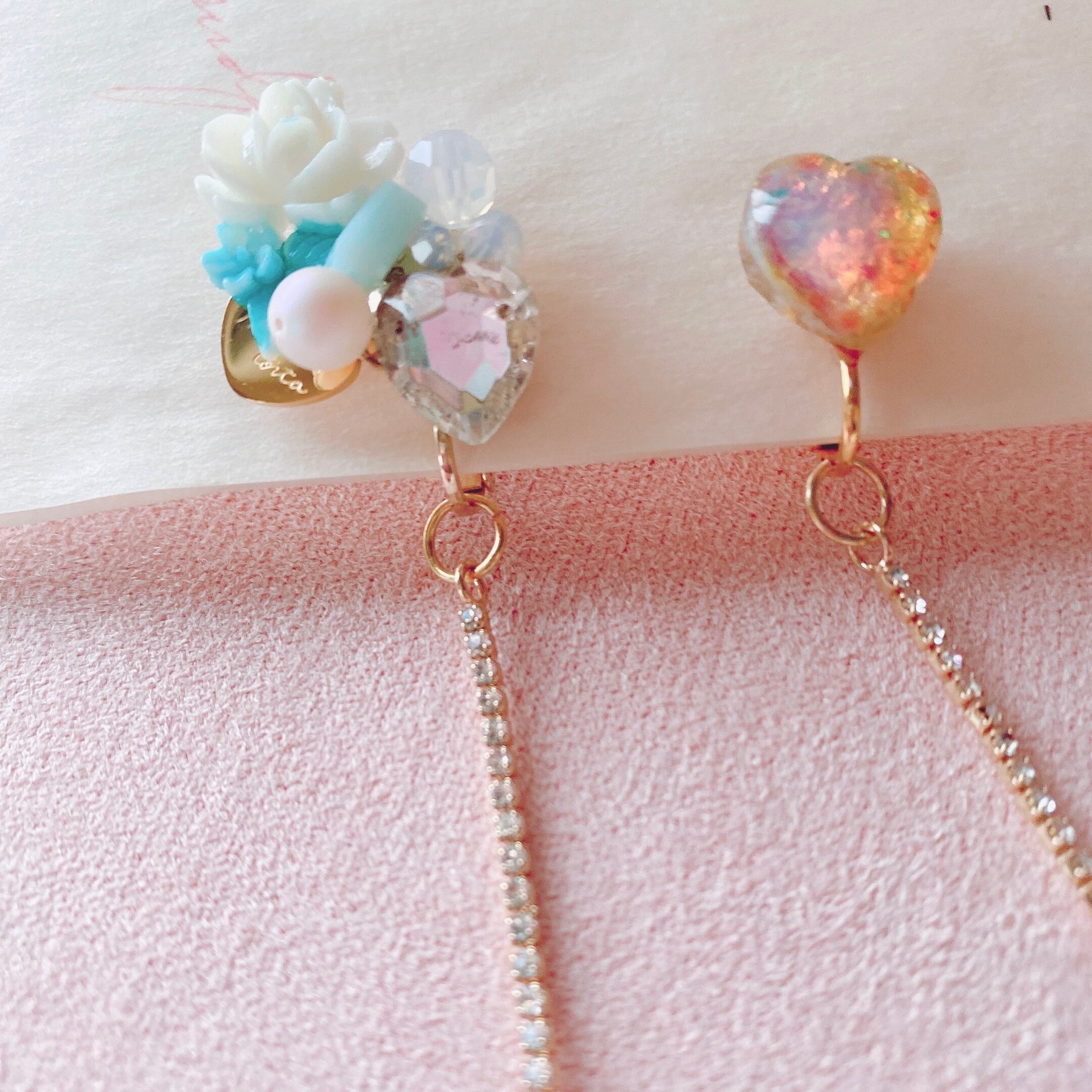 White Rosy You ♡ カボション使いの耳飾り