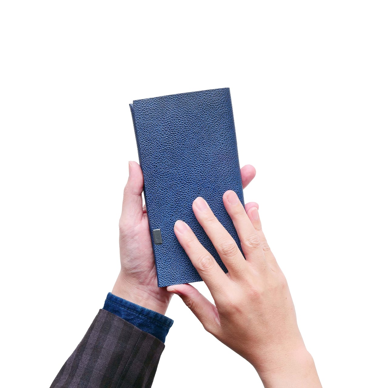 姫路黒桟革 ロングウォレット 藍染 | 所作 Shosa