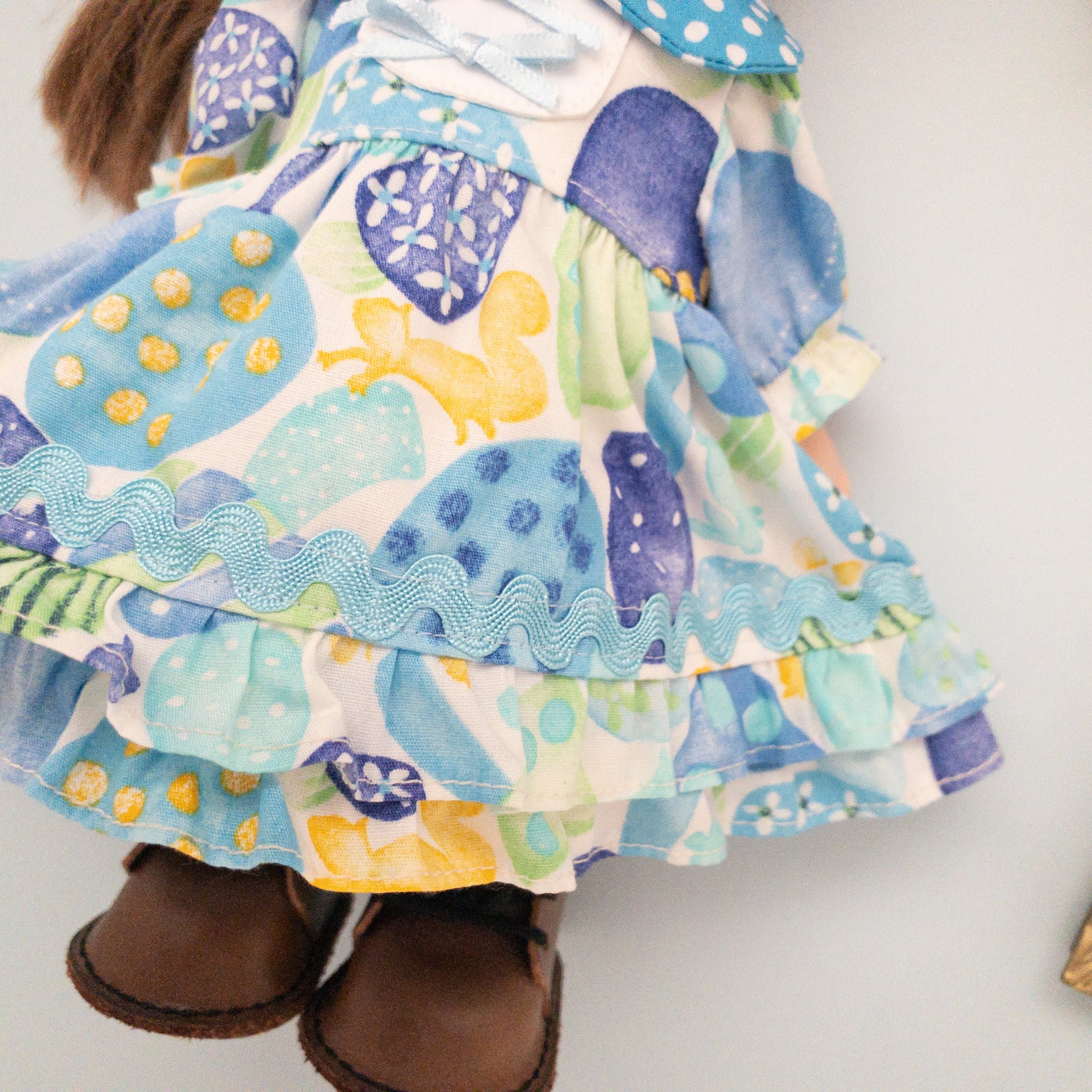 2段フリルワンピース服（青）メルちゃんソランちゃん | dollkamiyu