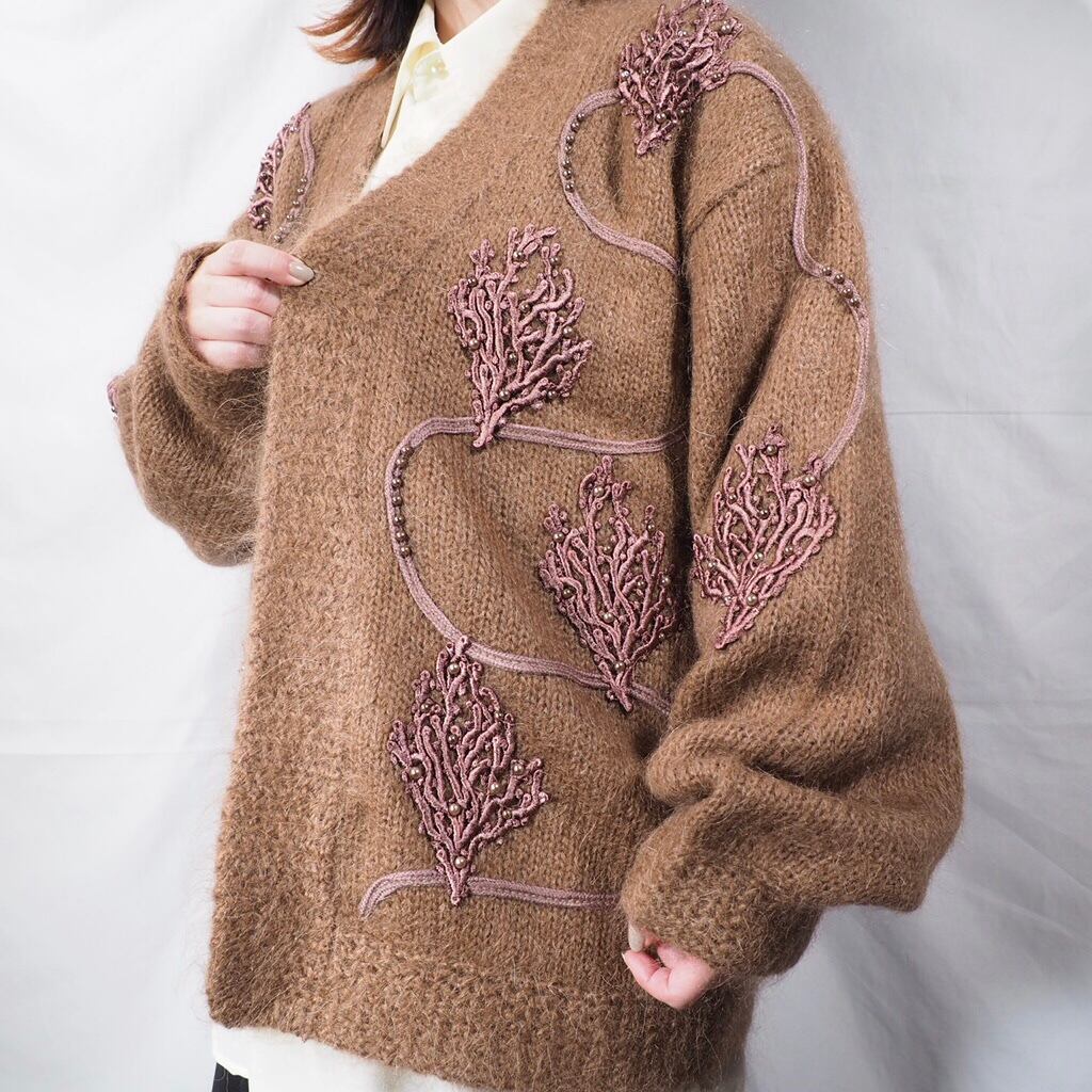 Plants × Perl Embbossed Design Light brown wool knit cardigan