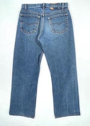 M-281  リーバイス501レギュラー古着 1990年代　米国製刻印515　  W77cm(ぐるり） 股下 65cm