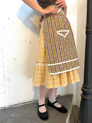 VINTAGE ~50’s brown×green×pink pattern apron