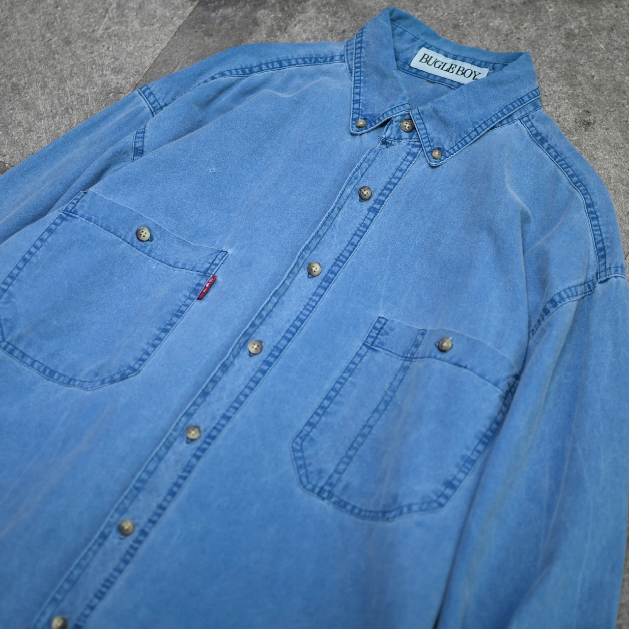 fade blue double pocket plain weave cotton shirt