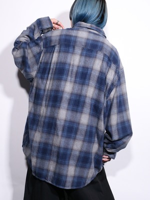 XXL over silhouette ombre check shirt