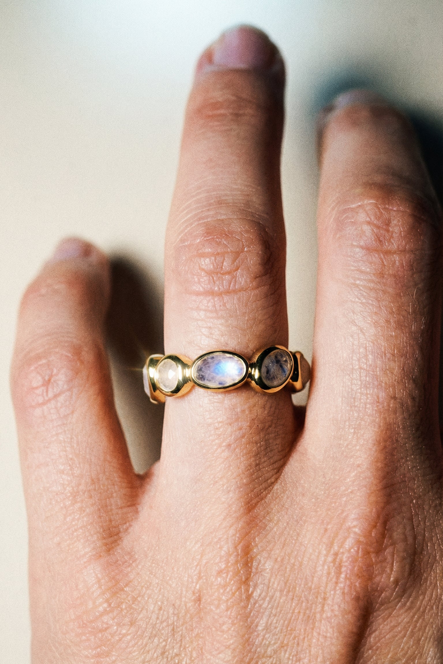 S925 RAINBOW MOON STONE ETERNITY RING | TOME JEWELRY | 天然石