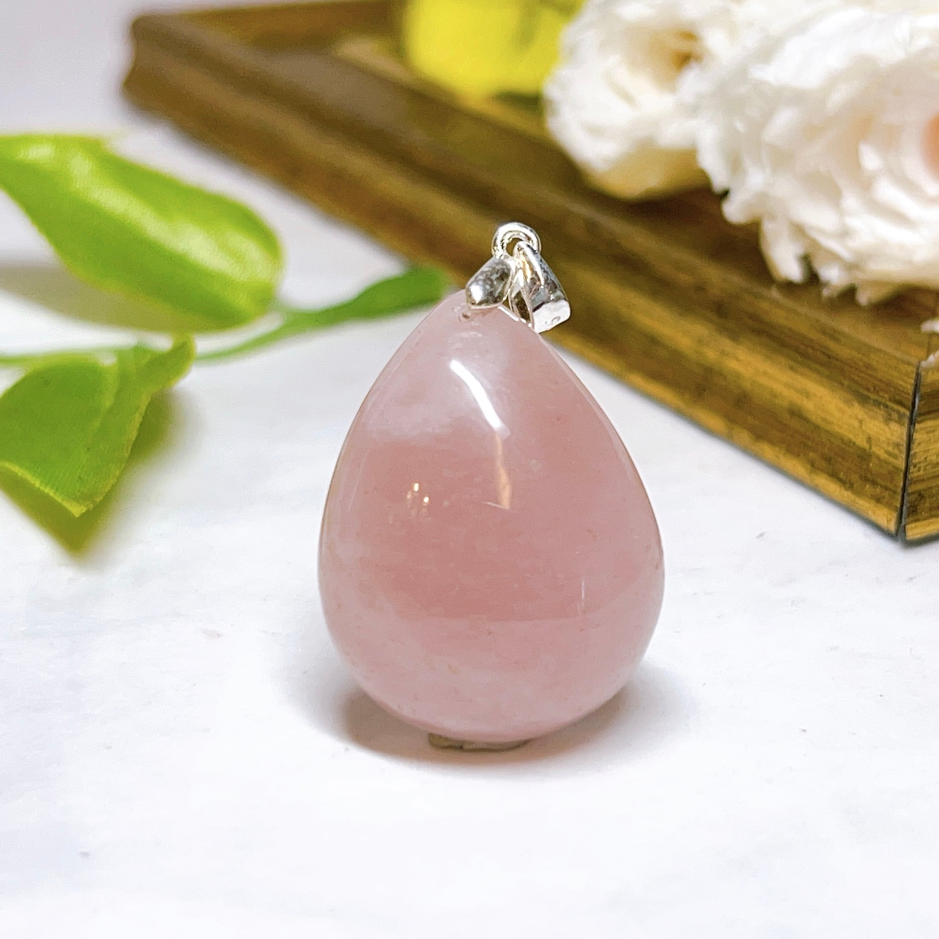 【E6903】ディープローズクォーツ＊ペンダント＊ピンク＊濃いピンク＊マダガスカル＊Deep Rose Quartz＊Rose  quartz＊Pendant＊天然石アクセサリー＊ペンダント＊