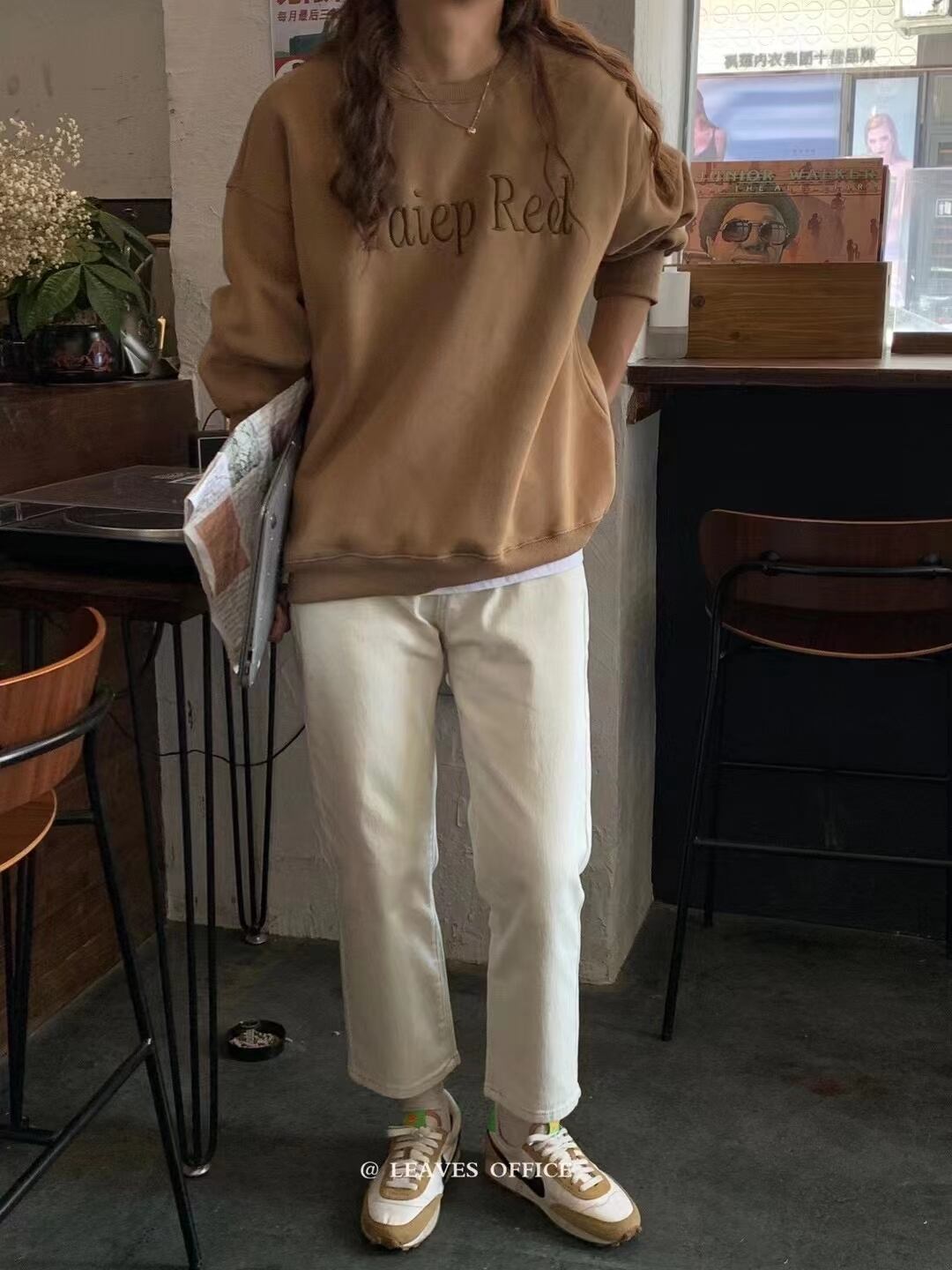 ロゴ入りトレーナー　AJ2085-251