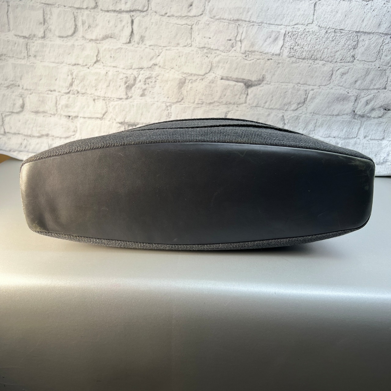 Salvatore Ferragamoフェラガモ キャンバス ハンドバッグ グレー A-12129