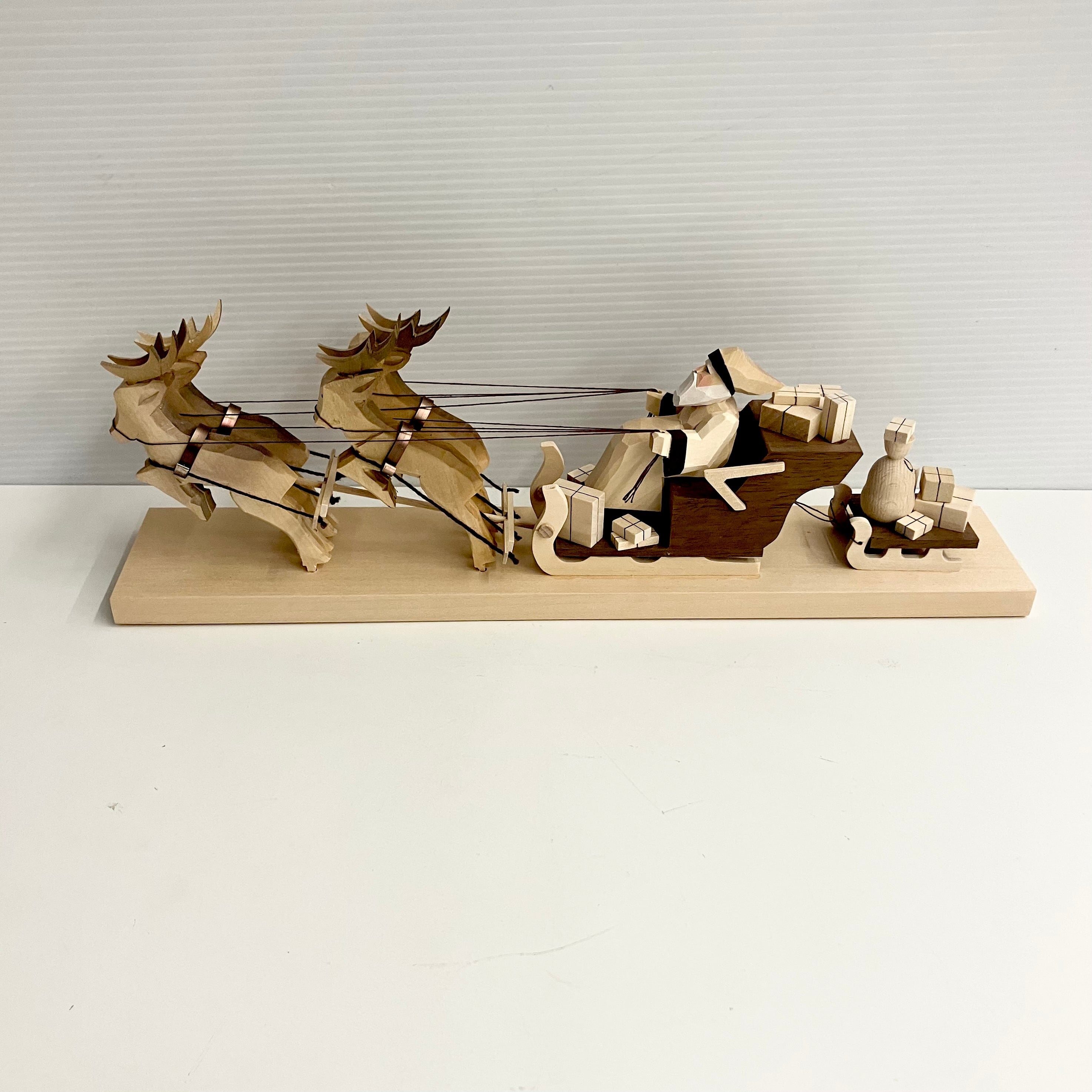 ベティーナ・フランケ工房 / サンタと4頭のトナカイとソリ | wg-anne