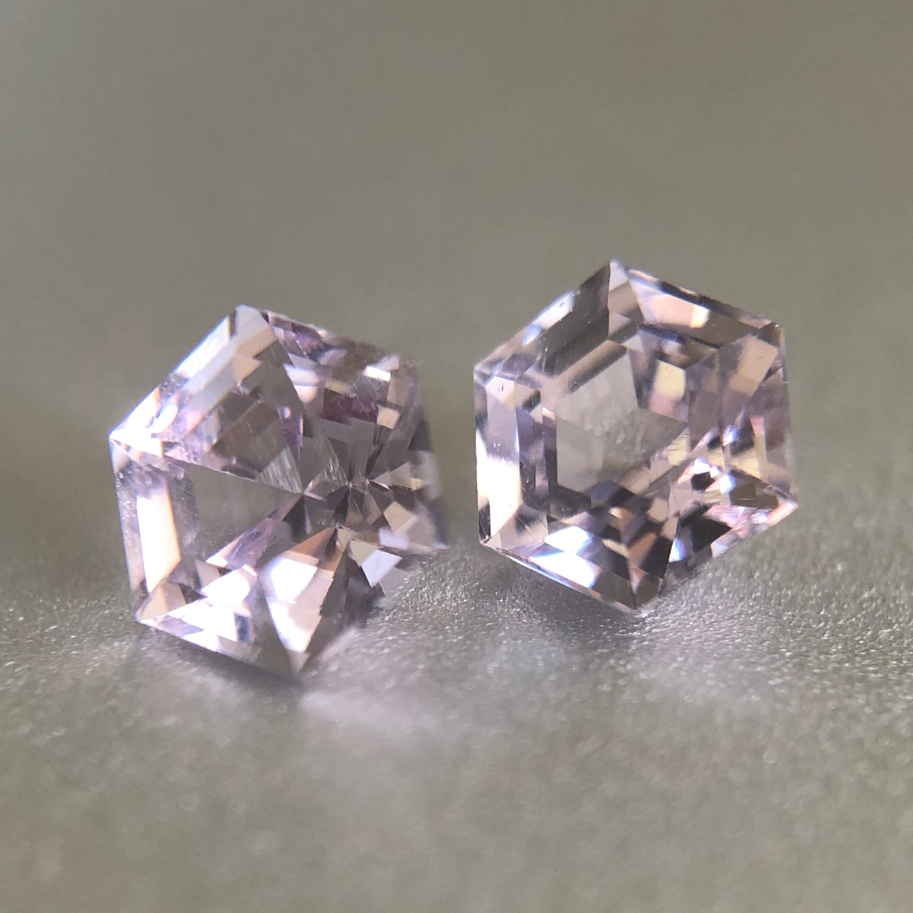 定価21000円Lucky Draw Violet Spinel Pair ルース　スピネル　紫