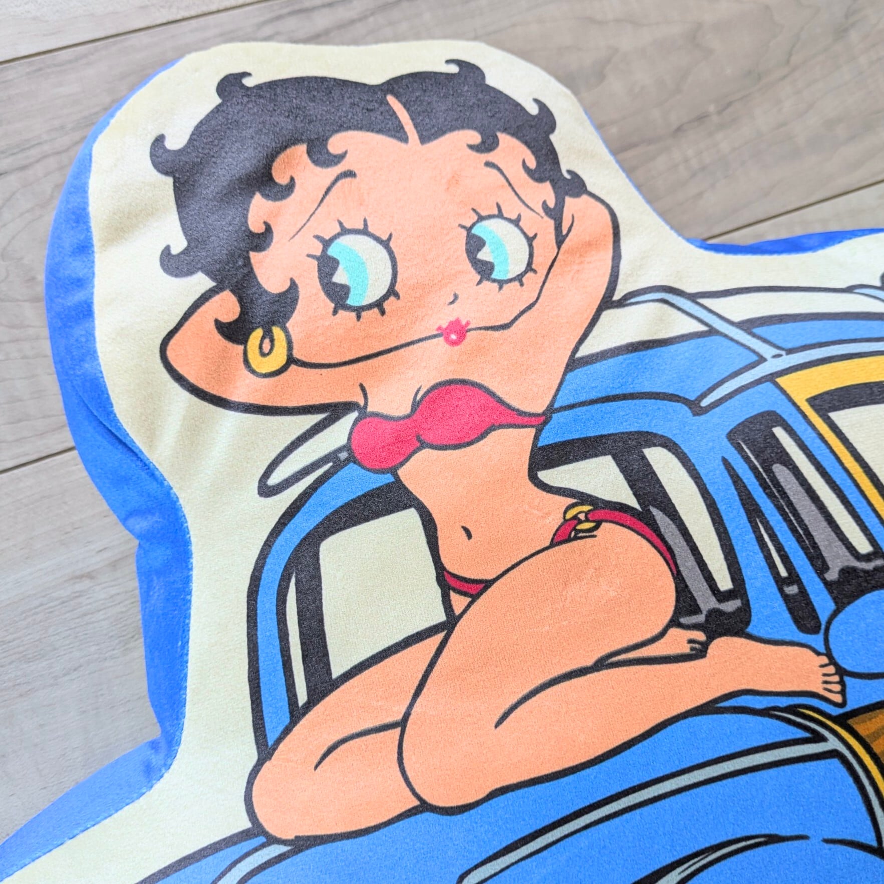 Betty Boop ( ベティ・ブープ ) ）】 DIECUT CUSHION / ダイカット