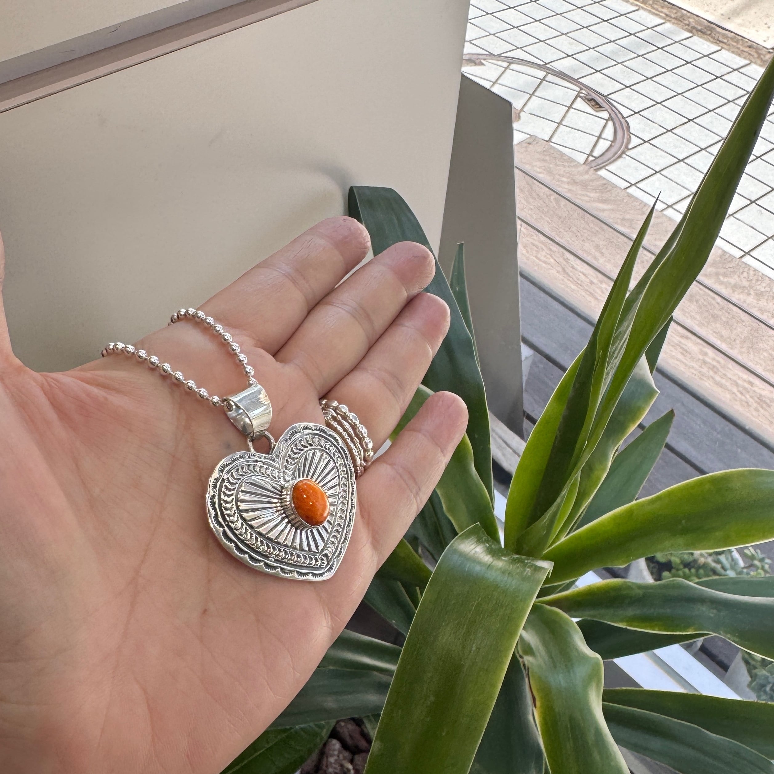 Indian Jewelry 》【 一点物 】オーバル スパイニー オイスター ハート