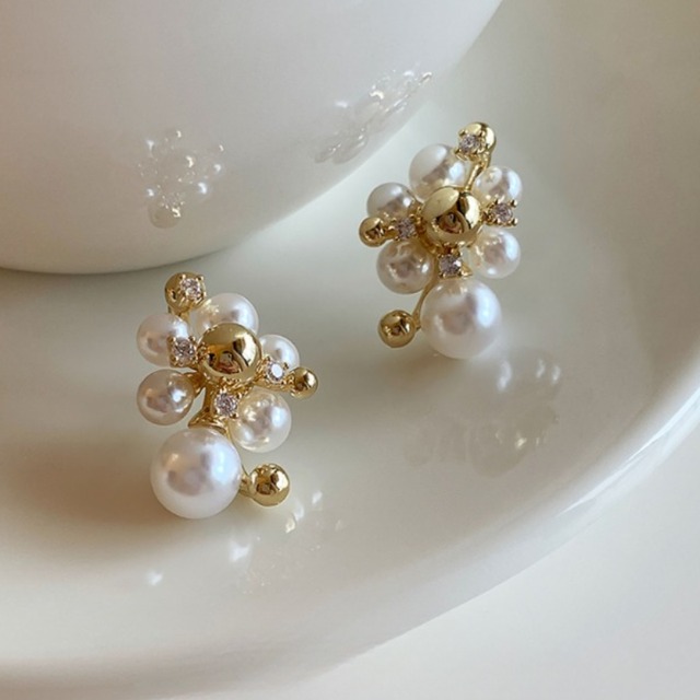 クラスタデザインパールピアス W10337