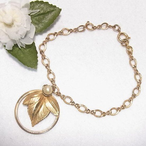 リーフのチャームブレスレット  12K G.F.  コスチュームジュエリー格安セール　K1548BR